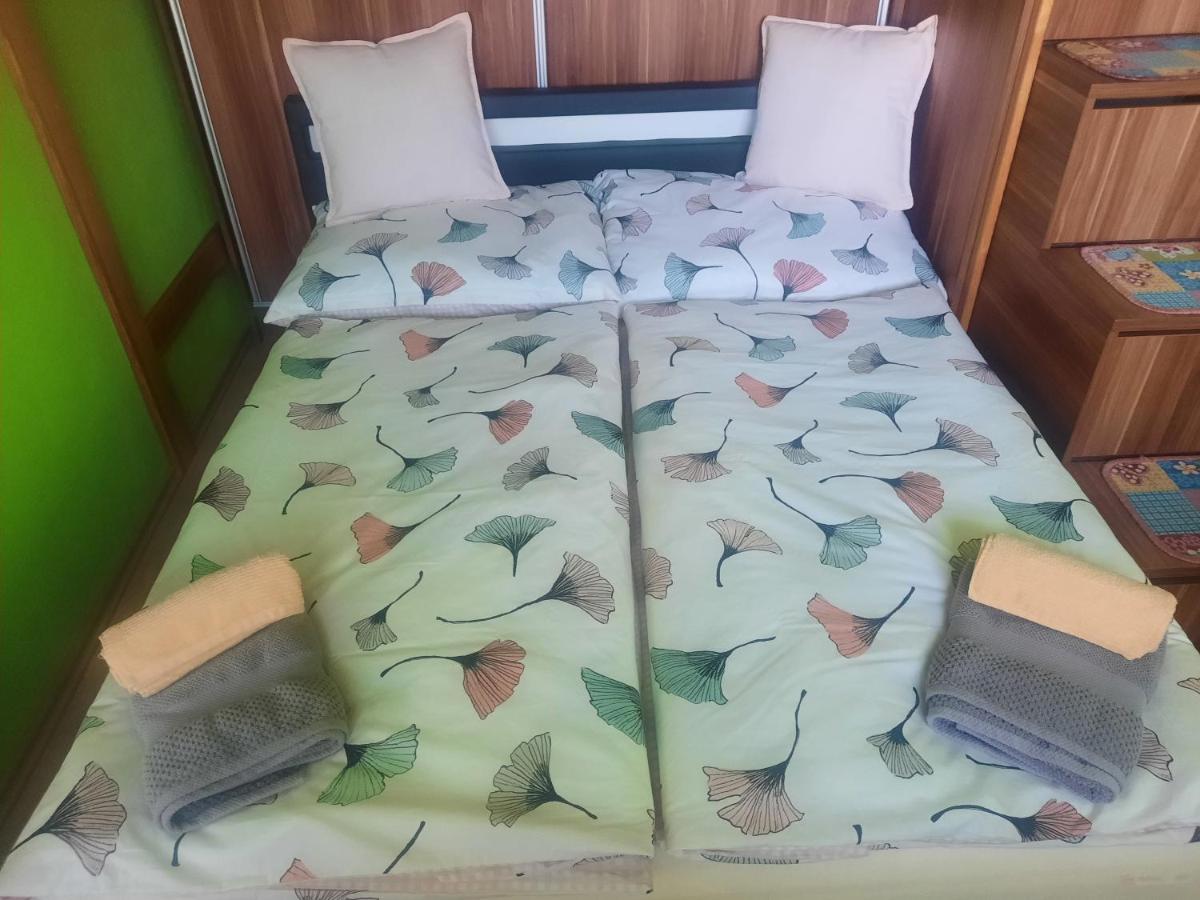 Apartman Sandra Valtice Luaran gambar